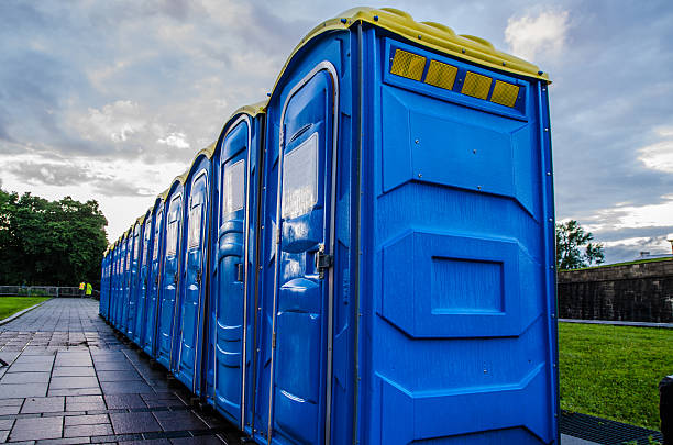 Portable Toilet Options We Offer in Fruitville, FL